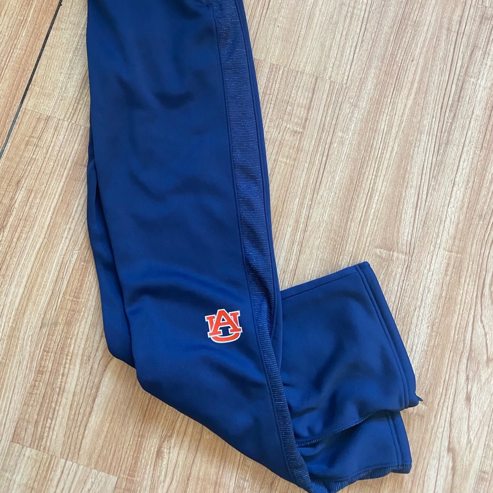 Auburn under armor cold gear sweat pants. New with tags!